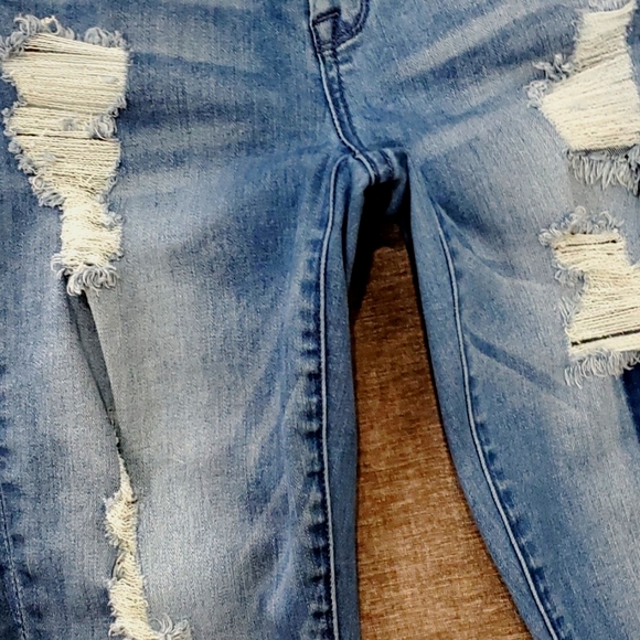 Bebe Skinny Jeans - Picture 5 of 6